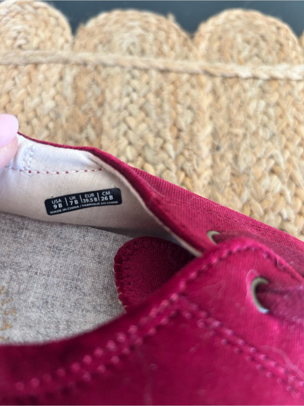 Revitalign Santa Clara Betta Burgundy Velvet Sneakers Women’s Size 9 #101 - Picture 9 of 10